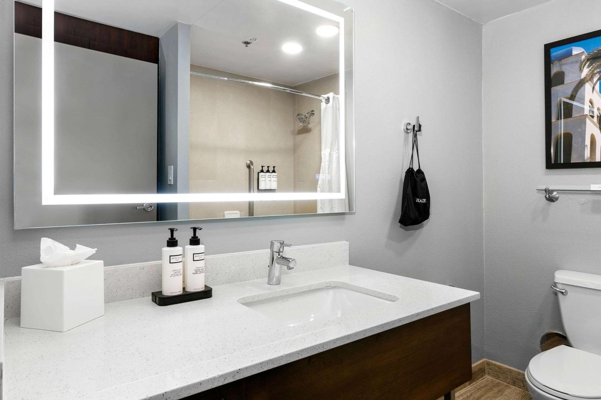 Wyndham San Diego Bayside Екстер'єр фото