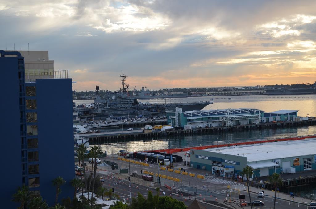 Wyndham San Diego Bayside Екстер'єр фото
